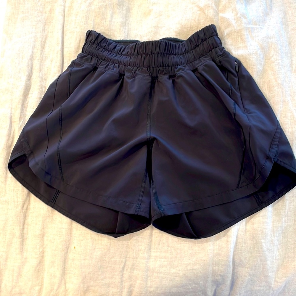 Lululemon women’s short